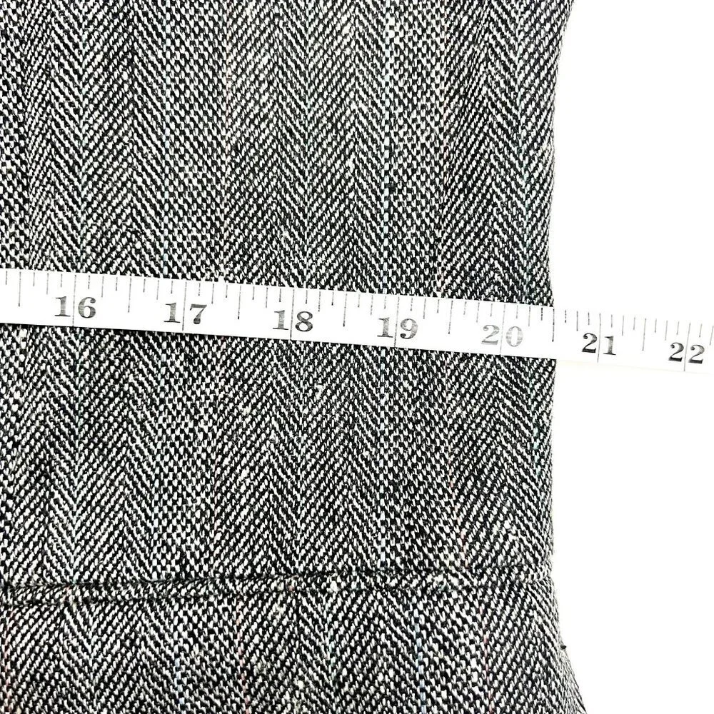 Stafford Herringbone Tweed Blazer. Grey. Men's Size 40S